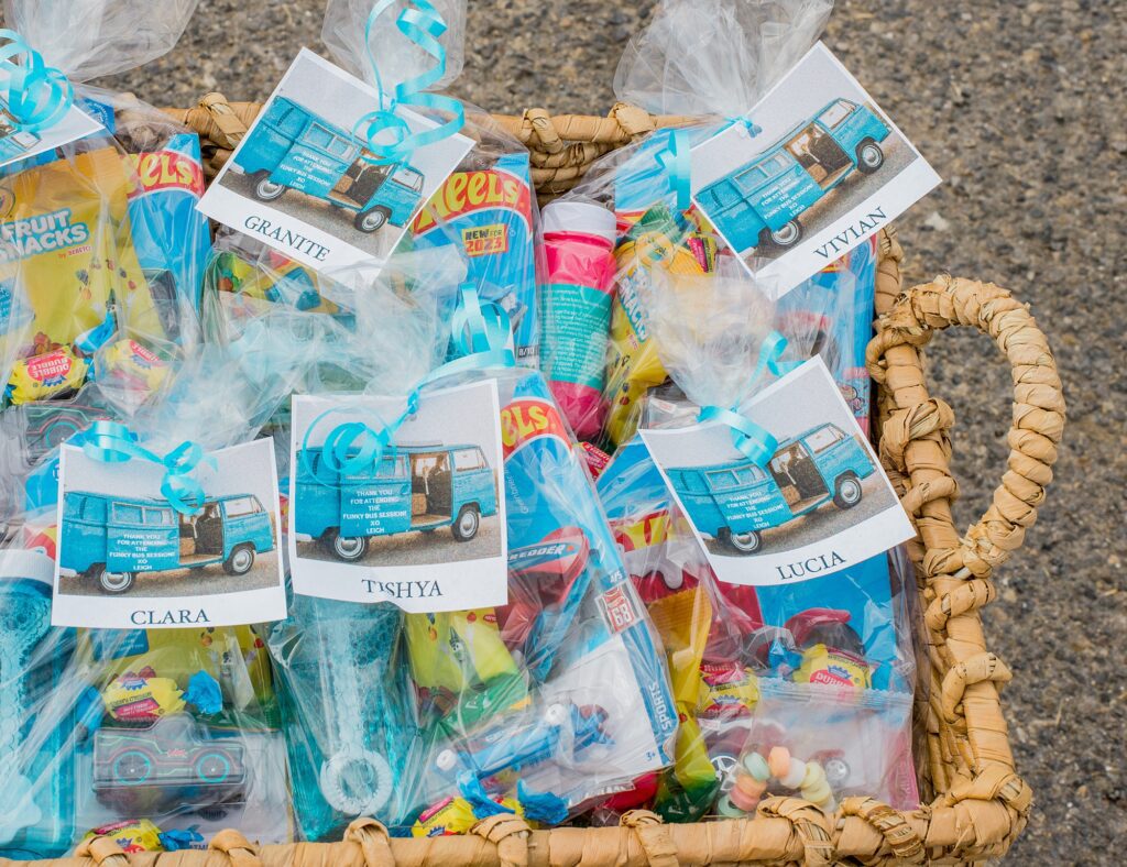 Leigh Castelli photography, a San Diego family photographer, provides goodie bags for Funky Bus mini sessions