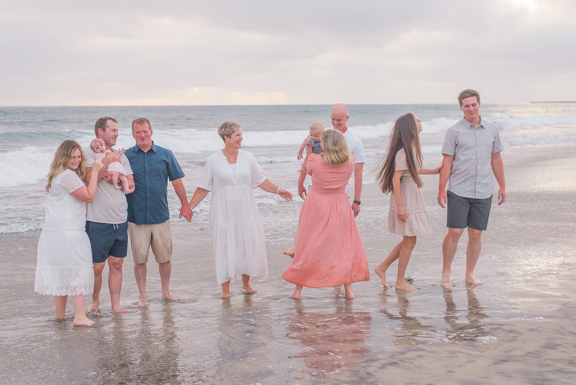 family of 10 from extended family session