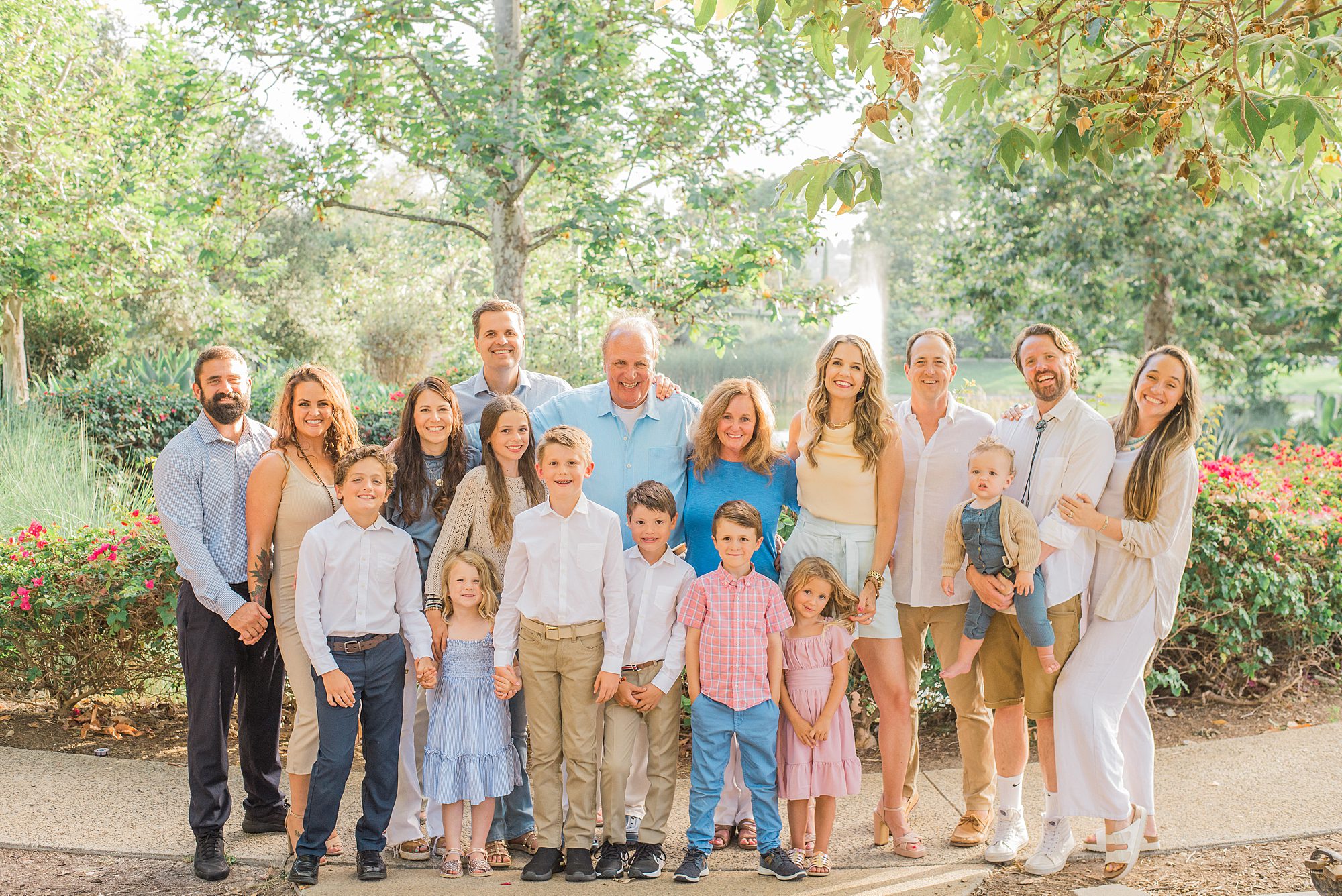 large extended family session by San Diego Family photographer Leigh Castelli Photography